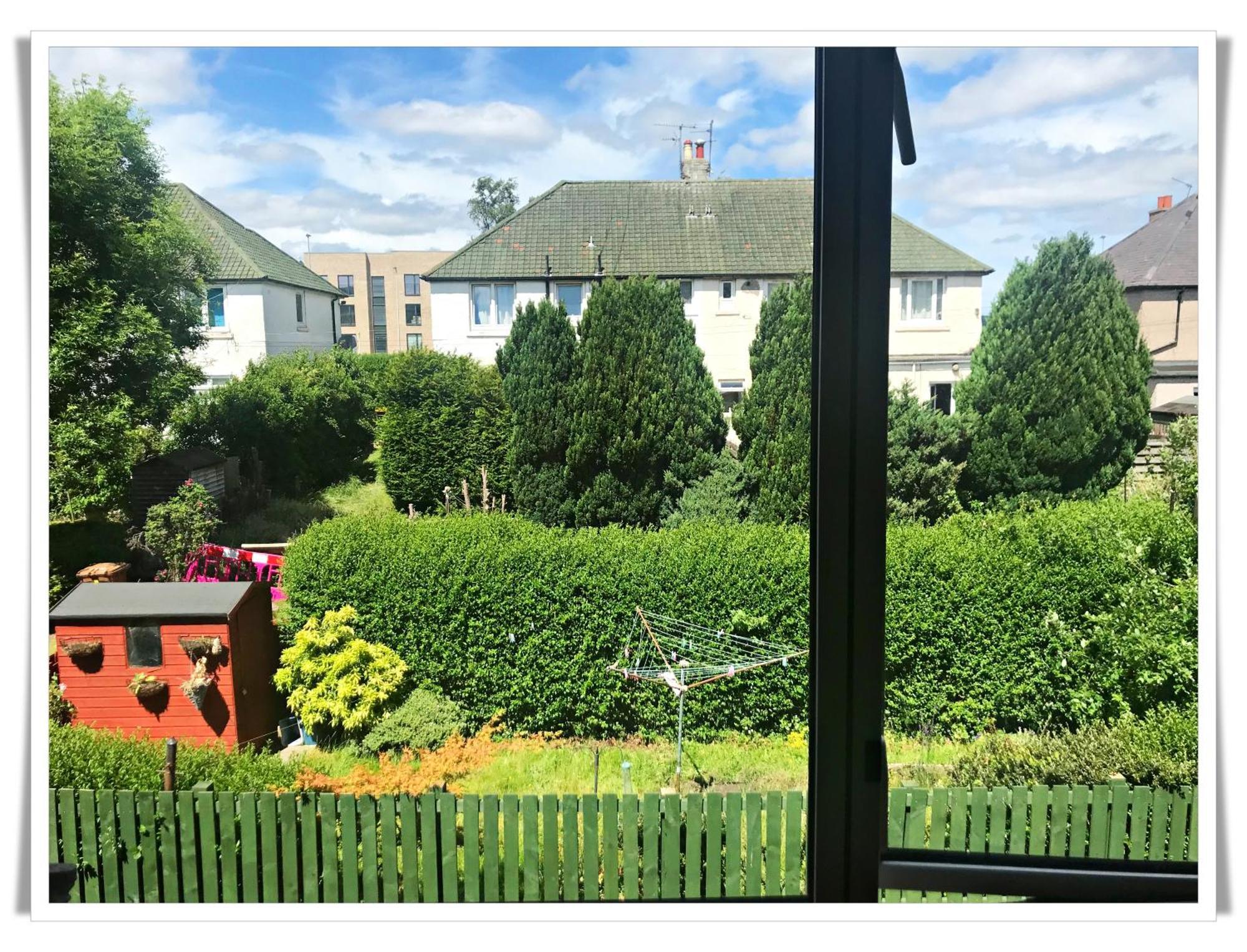Bright & Spacious Double Room With Garden View- Close To Airport & City Centre Edinburg Exteriör bild